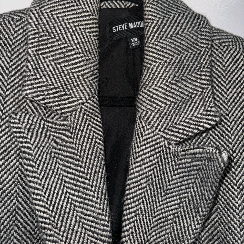 Steve Madden Prince Coat - Picture 7 of 9